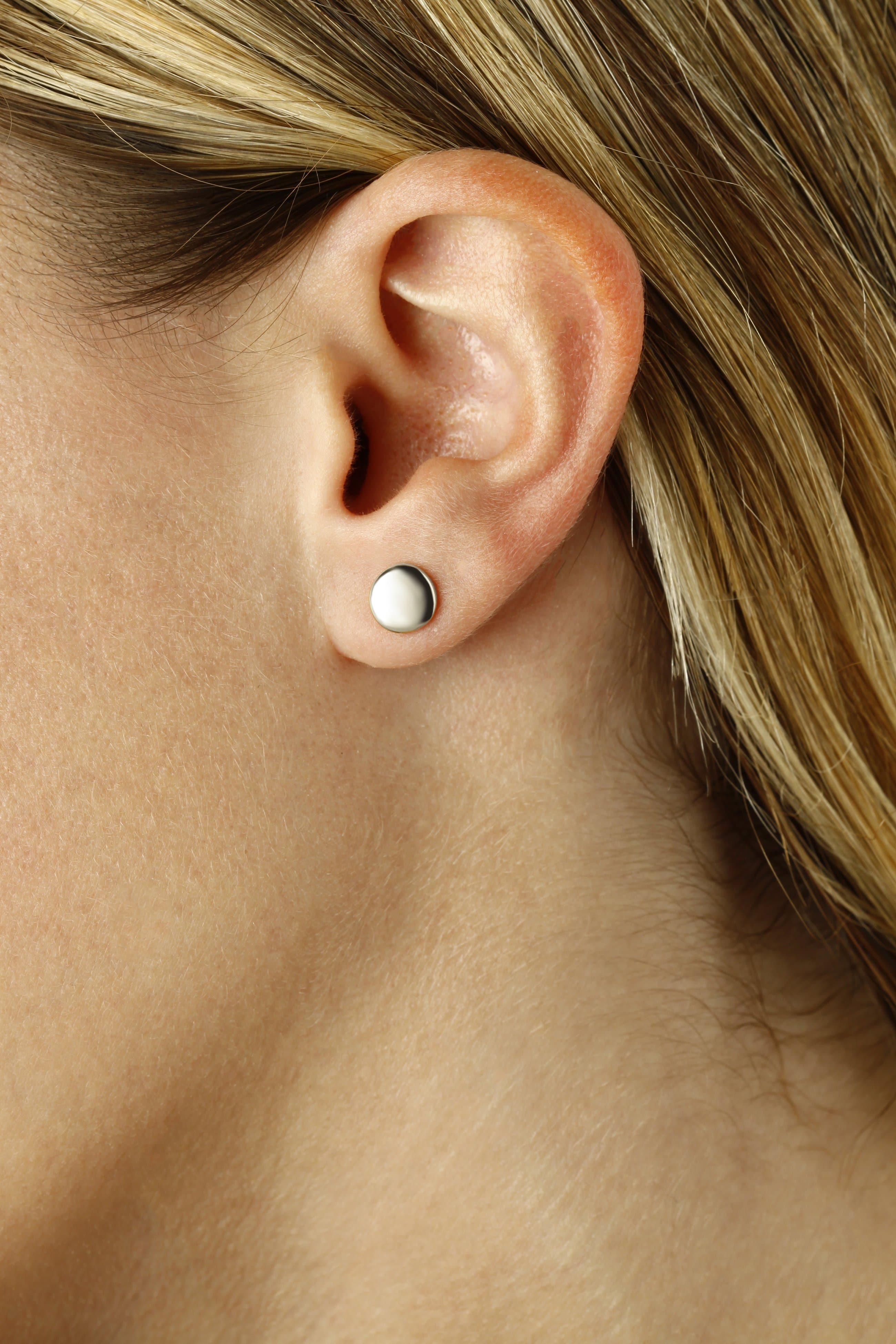 Sterling Silver 8mm Flat Round Stud Earrings – Michaels Jewelers