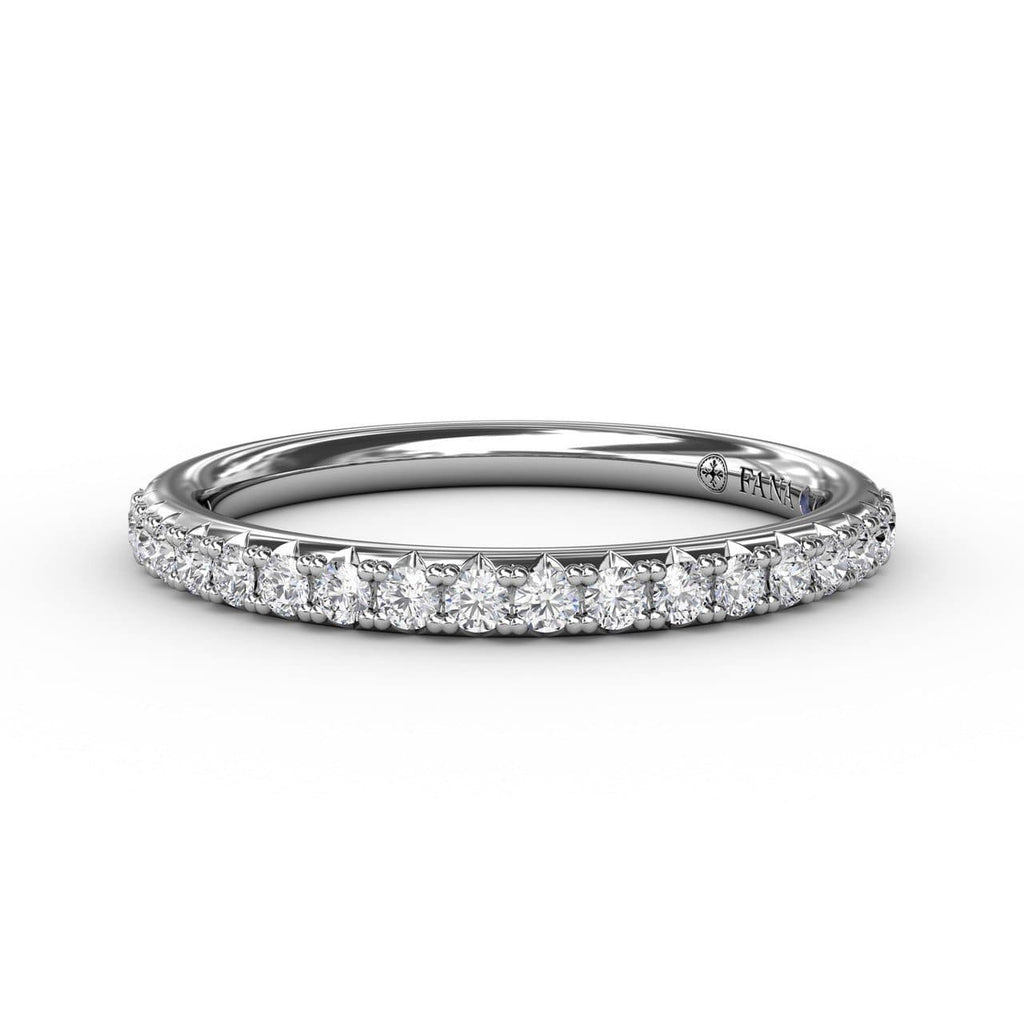 This beautiful diamond wedding band is designed to match engagement ring style S3217 (5552793616539)