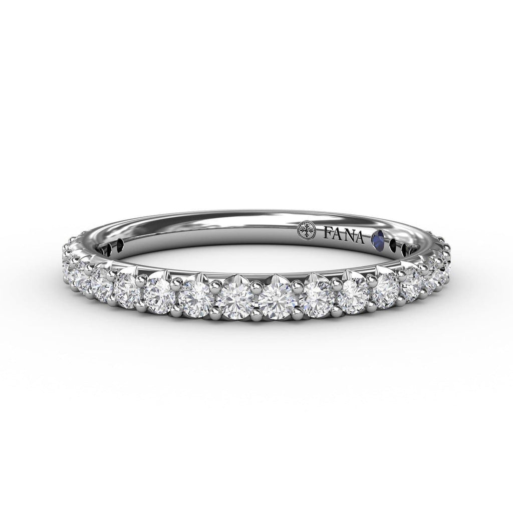 This beautiful diamond wedding band is designed to match engagement ring style S3241 (5552794730651)