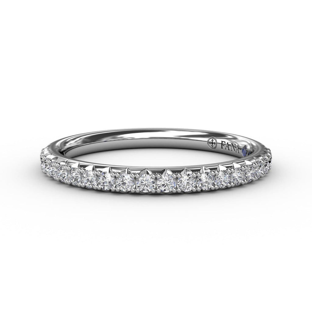 This beautiful diamond wedding band is designed to match engagement ring style S3327 (5552797352091)